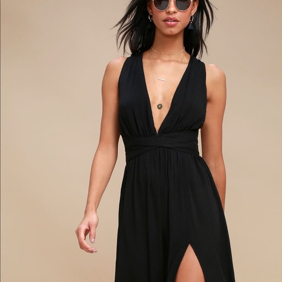 Lulus Dresses & Skirts - Lulus long halter black dress